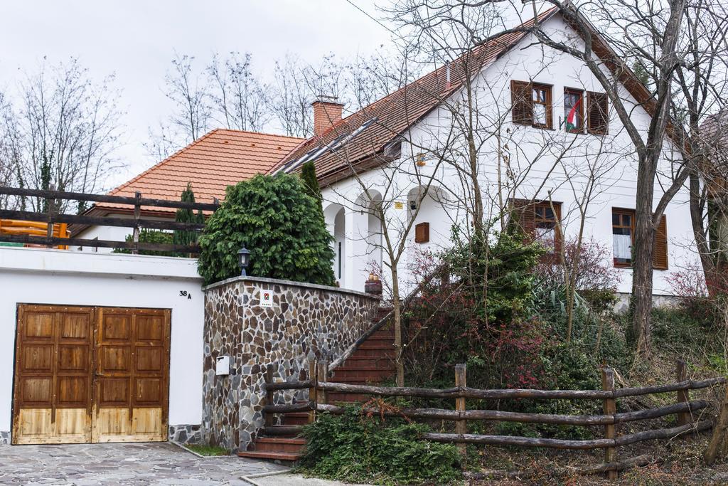 Ambitus-Haz Appartement Egerszalók Buitenkant foto