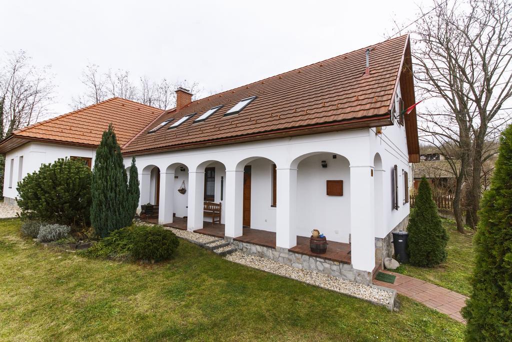 Ambitus-Haz Appartement Egerszalók Buitenkant foto