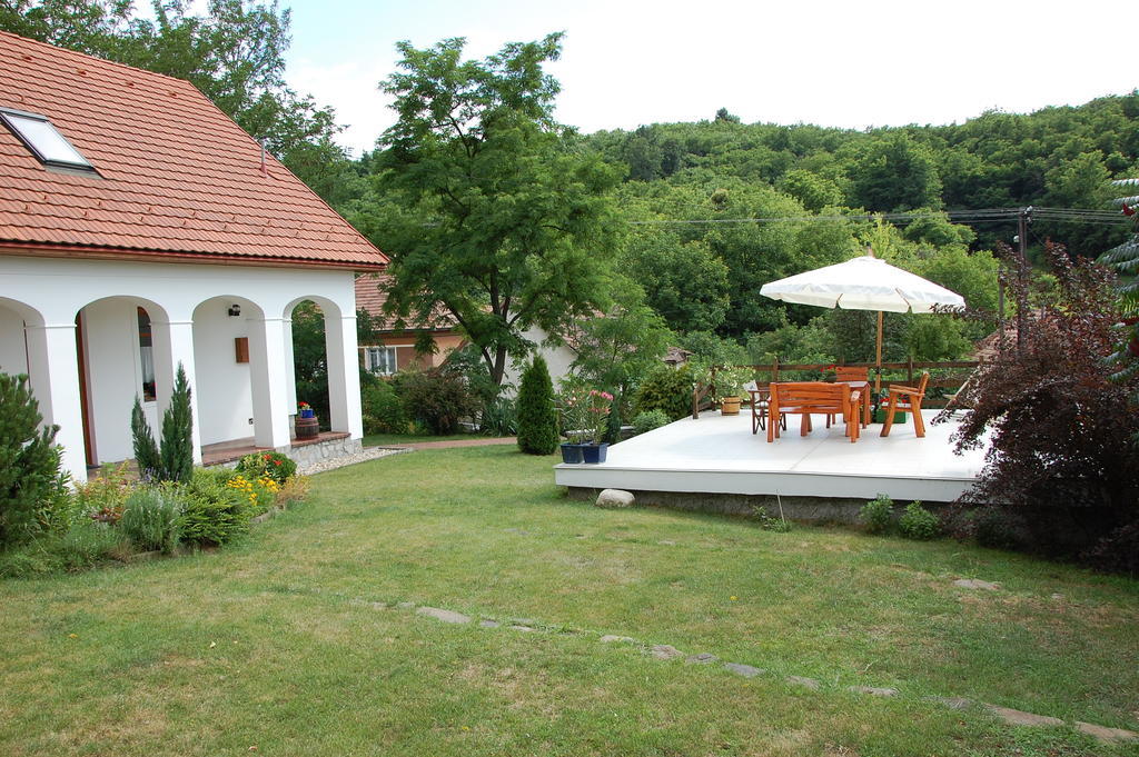 Ambitus-Haz Appartement Egerszalók Buitenkant foto