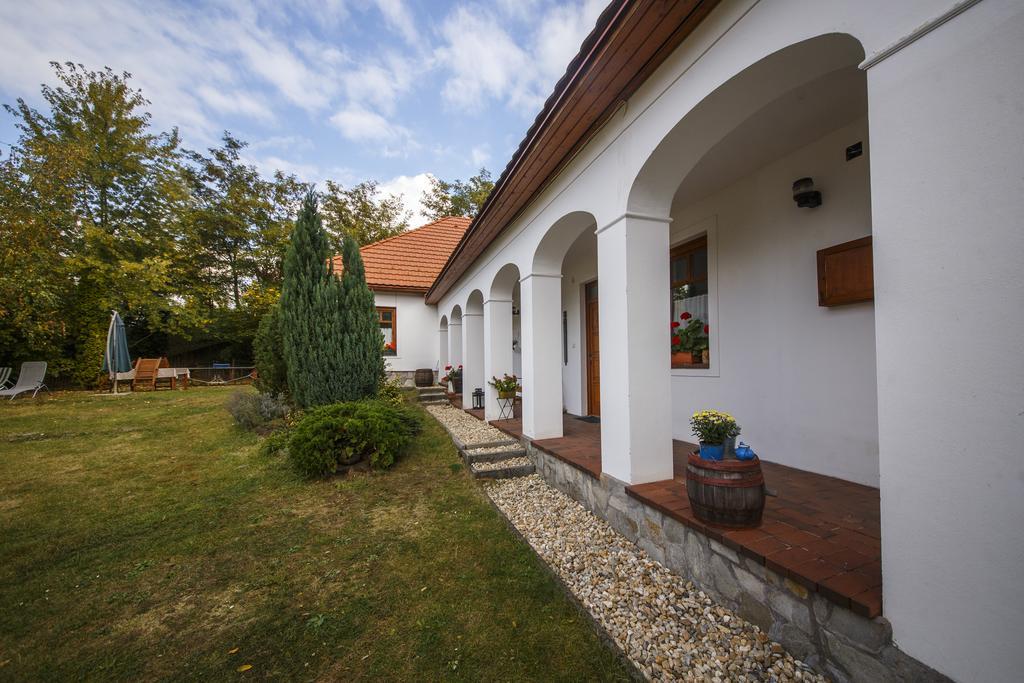 Ambitus-Haz Appartement Egerszalók Buitenkant foto